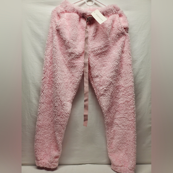 Pants - New pink fur pants from dollskill
